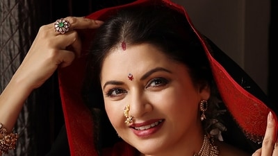 Bhagyashree played the role of Rajmata Jijabai in Raja Shivaji. Bhagyashree played the role of Rajmata Jijabai in Raja Shivaji.