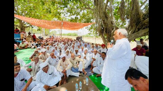 Haryana former chief minister Bhupinder Singh Hooda during his visit to the Rithal village in Rohtak district on Sunday. (HT Photo)