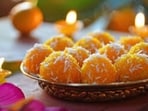Simple Recipe To Make No-Cook Mango Coconut Laddoo
