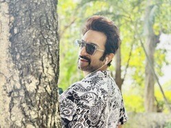 নবনীতাকে ভুলে কার প্রেমে মজেছেন জীতু?