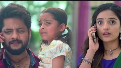 মিঠিকে রাস্তা থেকে উদ্ধার করল আদিত্য