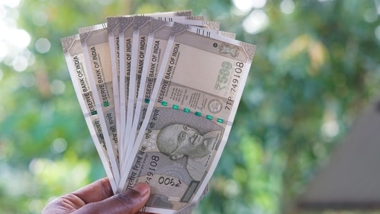 An investor advises founders against underpaying themselves. (Representational image)