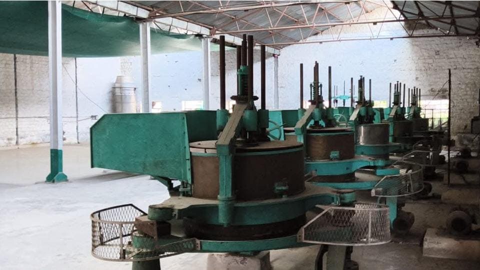The processing plant, which has been lying defunct since 2014, needs an overhaul that the new lessee must undertake. (HT Photo) The processing plant, which has been lying defunct since 2014, needs an overhaul that the new lessee must undertake. (HT Photo)