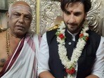 Ranveer Singh: కోర్టులో చెప్పినట్లే ఆ ఆలయానికి వెళ్లిన రణ్‌వీర్ సింగ్.. ఓవైపు నిషేధం, మరోవైపు క్షమాపణ