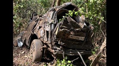 Mobile location, thermal drones, long treks: How rescuers found crashed SUV in Ambenali Ghat Mobile location, thermal drones, long treks: How rescuers found crashed SUV in Ambenali Ghat
