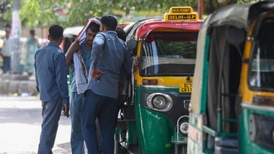 సీఎన్జీ ధరలు పెంపు- ఈసారి ఎంతంటే.. (Sunil Ghosh/Hindustan Times)) సీఎన్జీ ధరలు పెంపు- ఈసారి ఎంతంటే.. (Sunil Ghosh/Hindustan Times))
