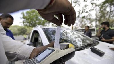 e-challans paid through Vahan online system for various traffic violations are not getting fully processed despite successful payment transactions. ((PIC FOR REPRESENTATION)) e-challans paid through Vahan online system for various traffic violations are not getting fully processed despite successful payment transactions. ((PIC FOR REPRESENTATION))