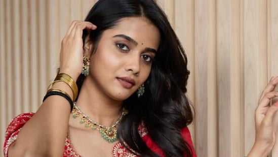 వైరల్ గా శ్రీ గౌరి ప్రియ ఎమోషనల్ కామెంట్లు (instagram-srigouripriya)