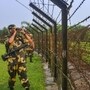 কেন্দ্রীয় স্বরাষ্ট্রমন্ত্রী অমিত শাহ আগামী ১৫ জুন পশ্চিমবঙ্গের সীমান্তবর্তী এলাকা সফরে আসতে পারেন বলে দাবি করা হচ্ছে।