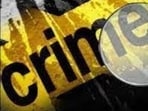 An unidentified man, around 35 to 40 years old, was found dead on a pavement in the Chitli Kabar Market