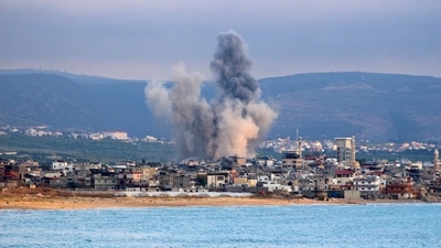 Smoke rises from the site of an Israeli strike near the southern Lebanese city of Tyre on May 27, 2026. (AFP) Smoke rises from the site of an Israeli strike near the southern Lebanese city of Tyre on May 27, 2026. (AFP)