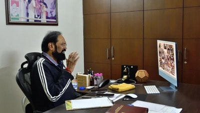 మంత్రి ఉత్తమ్ మంత్రి ఉత్తమ్