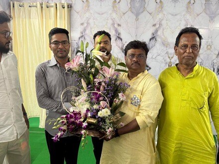 তৃণমূল কংগ্রেস বিধায়ক দিলীপ মণ্ডলকে ধরল পুলিশ। (ফাইল ছবি, সৌজন্যে ফেসবুক Dilip Mondal)