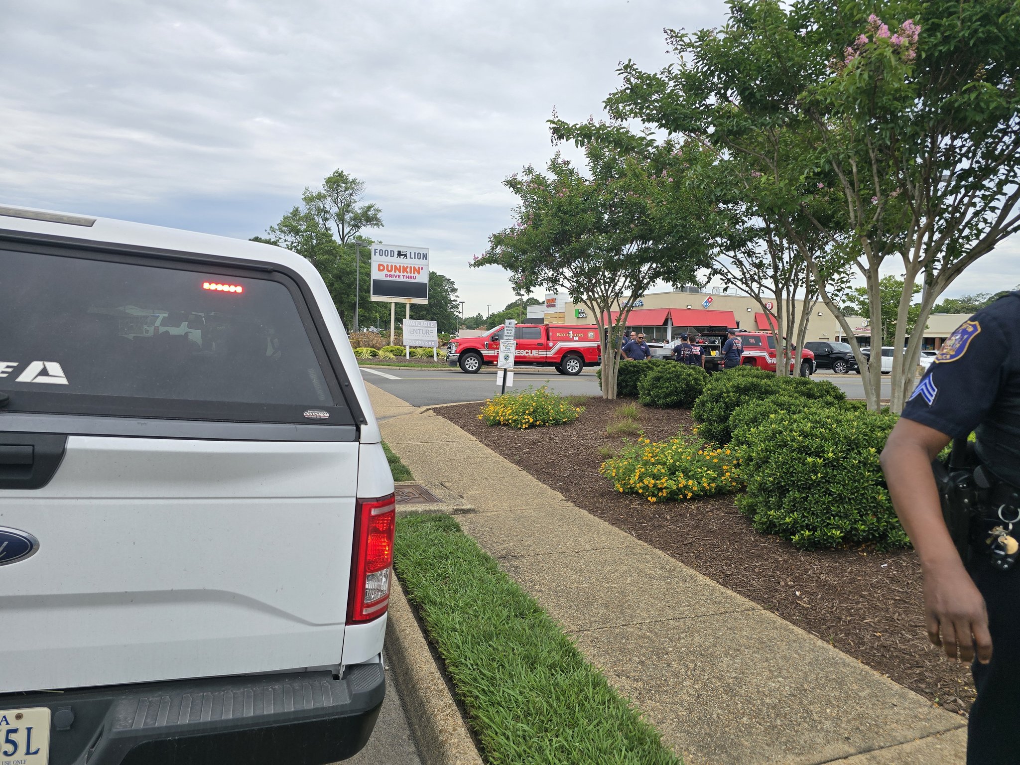 Authorities seen at the scene of a bomb threat in Hampton. (X/@HamptonVAPolice) Authorities seen at the scene of a bomb threat in Hampton. (X/@HamptonVAPolice)