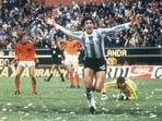 Mario Kempes scored a brace in the 1978 World Cup final.