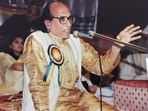 Bashir Badr passed away at the age of 91 in Bhopal after suffering from dementia for several years, marking the end of an era in Urdu poetry. (HT File)
