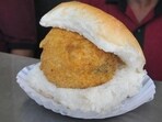 Mumbai, India 19 Mar, 2019: Food on track series – Aram Vada Pav food stall around CSMT station, in Mumbai, India, on Tuesday, 19 Mar, 2019. (Photo by Bhushan Koyande/HT)