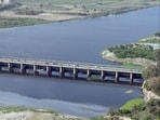 The report, “Functioning of the Delhi Jal Board,” said water levels at the barrage stays below the designated level for 494 days or 27% of the annual cycle between 2017-22 — mostly during the summer season. (Representative photo)