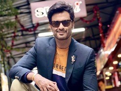 ছিঃ! আংটি চুরি-র অপবাদে কাজের মেয়েকে মারধর, অভিযোগ নিয়ে পালটা জবাব সম্রাটের