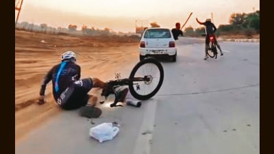 A video from a 360° camera mounted on the bicycle of one of the cyclists in the group was widely circulated on social media. (HT)