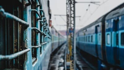 3 ప్రత్యేక రైళ్లు