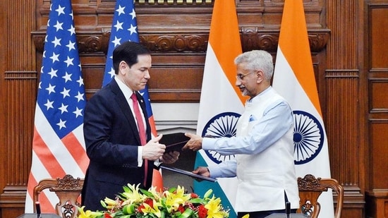 Indian External Affairs Minister S. Jaishankar and United States Secretary of State Marco Rubio sign the India–US Framework for Securing Supply in the Mining and Processing of Critical Minerals and Rare Earths. (Photo by @ MEAIndia)