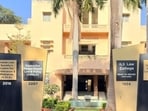 Recently, the college’s fee structure came under scrutiny after students questioned the legality and approval status of certain collected charges and approached the Bombay High Court. (HT FILE)