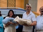 Divyanka Tripathi and Vivek Dahiya posed for the press with their twins. 