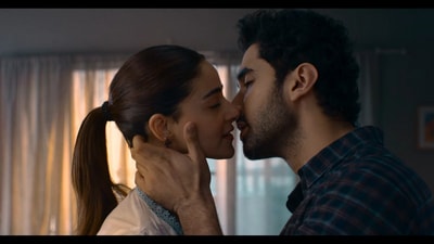Chand Mera Dil box office collection day 7: Ananya Panday and Lakshya's romantic drama opened to mixed-to-negative reviews from the critics. (YouTube ) Chand Mera Dil box office collection day 7: Ananya Panday and Lakshya's romantic drama opened to mixed-to-negative reviews from the critics. (YouTube )
