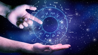 Career Horoscope Today: Get daily astrological predictions on career for your zodiac signs.