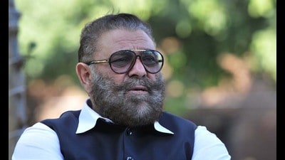 In his plea, Yograj Singh had told the high court that he merely portrayed a fictional and scripted character in his professional capacity as an actor. (HT) In his plea, Yograj Singh had told the high court that he merely portrayed a fictional and scripted character in his professional capacity as an actor. (HT)