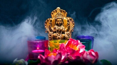శుక్రవారం రాత్రి ఈ 8 దీపాల పరిహారం పాటిస్తే ఆర్థిక ఇబ్బందులు తొలగిపోతాయి, మహాలక్ష్మీ కటాక్షం కలుగుతుంది! శుక్రవారం రాత్రి ఈ 8 దీపాల పరిహారం పాటిస్తే ఆర్థిక ఇబ్బందులు తొలగిపోతాయి, మహాలక్ష్మీ కటాక్షం కలుగుతుంది!