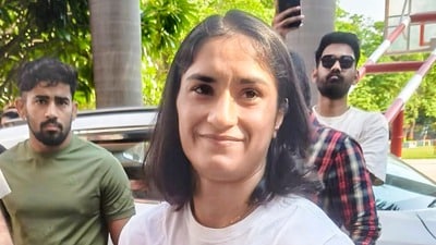 আইনি লড়াই জয়ী ভিনেশ ফোগাট (PTI) আইনি লড়াই জয়ী ভিনেশ ফোগাট (PTI)