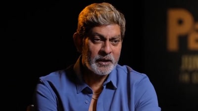 బుచ్చిబాబుపై జగపతి బాబు సంచలన వ్యాఖ్యలు (x) బుచ్చిబాబుపై జగపతి బాబు సంచలన వ్యాఖ్యలు (x)