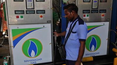 Thane, India - May -15 2026: After the ?2 hike in CNG gas prices, rickshaw drivers' unions have put forward a demand for an increase in auto-rickshaw fares ,in Thane ,in Mumbai, India, on, Friday, May -15, 2026. ( photo by Praful Gangurde / Hindustan Times ) (praful Gangurde) Thane, India - May -15 2026: After the ?2 hike in CNG gas prices, rickshaw drivers' unions have put forward a demand for an increase in auto-rickshaw fares ,in Thane ,in Mumbai, India, on, Friday, May -15, 2026. ( photo by Praful Gangurde / Hindustan Times ) (praful Gangurde)