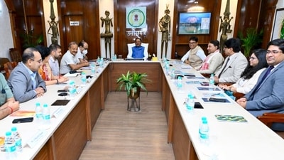 Chhattisgarh Chief Minister Vishnu Deo Sai chairs a meeting to discuss tourism in the state. Chhattisgarh Chief Minister Vishnu Deo Sai chairs a meeting to discuss tourism in the state.