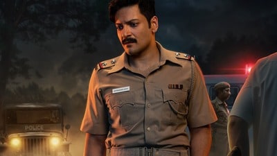 Crime Thriller: ఓటీటీలోకి మరో క్రైమ్ థ్రిల్లర్ వెబ్ సిరీస్.. 50 ఏళ్ల కిందటి మర్డర్ కేసు ఆధారంగా.. స్ట్రీమింగ్ డేట్ ఇదే Crime Thriller: ఓటీటీలోకి మరో క్రైమ్ థ్రిల్లర్ వెబ్ సిరీస్.. 50 ఏళ్ల కిందటి మర్డర్ కేసు ఆధారంగా.. స్ట్రీమింగ్ డేట్ ఇదే