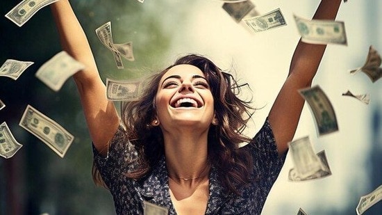 June Financial Horoscope: జూన్ నెలలో గ్రహాల మార్పుతో ఆర్థిక పరిస్థితి ఎలా ఉండబోతోంది? ఆ రాశులకు భారీగా డబ్బు! (pinterest)