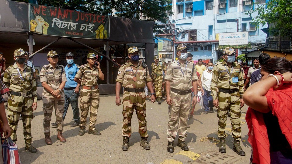 সঞ্জয় সেন দাবি করেন, একা সঞ্জয় রায়ের পক্ষে এই ঘটনা ঘটানো সম্ভব হত না। (PTI)