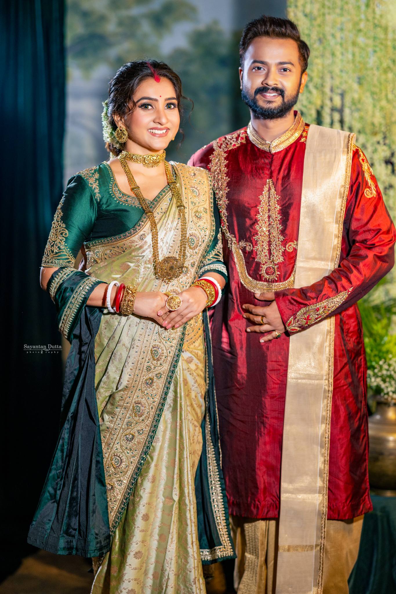 নবদম্পতির সাজে ডোনা-সায়ন্তন নবদম্পতির সাজে ডোনা-সায়ন্তন