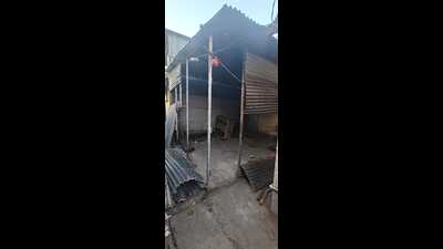 The Youth Congress also attempted to lock the Excise Department office in protest. (HT) The Youth Congress also attempted to lock the Excise Department office in protest. (HT)