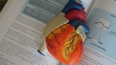 The symptoms of heart attack may not always be textbook, shares Dr Sood. (Unsplash)