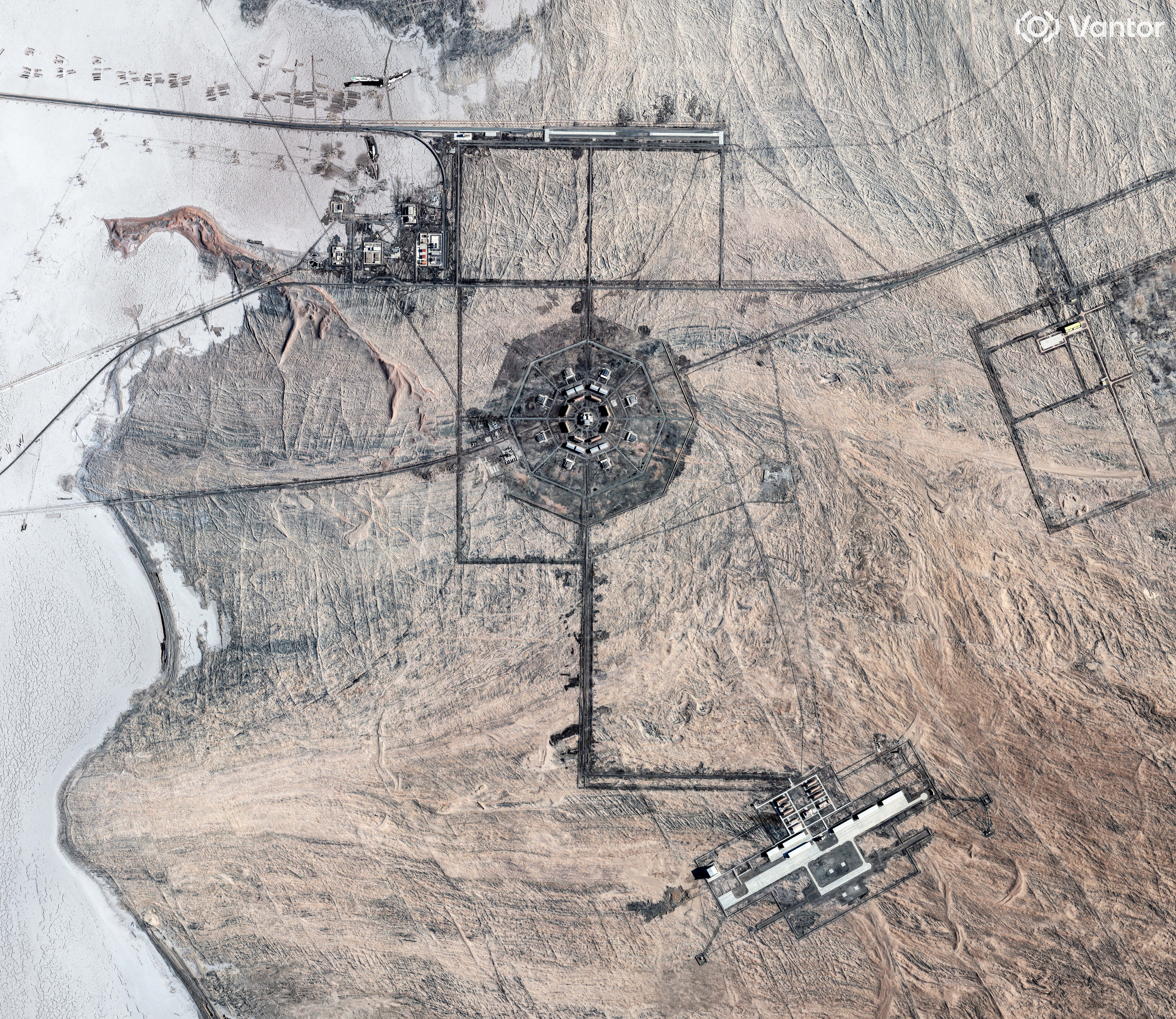 A satellite view shows one of the two Xinjiang octagon-shaped military facilities, in the Xinjiang Uyghur Autonomous Region, China. (Vantor/Handout via REUTERS)