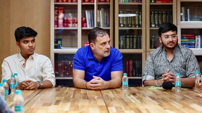 বিশেষ পড়ুয়ার সঙ্গে সাক্ষাৎ রাহুল গান্ধীর (AICC/ANI Photo) বিশেষ পড়ুয়ার সঙ্গে সাক্ষাৎ রাহুল গান্ধীর (AICC/ANI Photo)