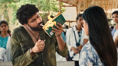 ఓటీటీ ట్రెండింగ్లో టాప్ 1గా దూసుకుపోతున్న తెలుగు రొమాంటిక్ డ్రామా- హీరో నటనకు ప్రశంసలు- 8.7 రేటింగ్! ఓటీటీ ట్రెండింగ్లో టాప్ 1గా దూసుకుపోతున్న తెలుగు రొమాంటిక్ డ్రామా- హీరో నటనకు ప్రశంసలు- 8.7 రేటింగ్!