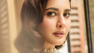 <p>పాండిచ్చేరిలో జరిగిన చల్లాని జువెల్లర్స్ స్టోర్ లాంఛ్ కు రాశీ ఖన్నా చీఫ్ గెస్ట్ గా అటెండ్ అయింది. </p> (instagram-Raashii Khanna) <p>పాండిచ్చేరిలో జరిగిన చల్లాని జువెల్లర్స్ స్టోర్ లాంఛ్ కు రాశీ ఖన్నా చీఫ్ గెస్ట్ గా అటెండ్ అయింది. </p> (instagram-Raashii Khanna)
