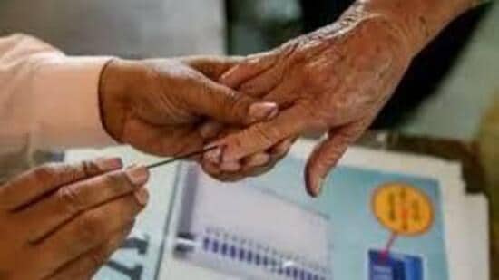 Among the women winners, AAP accounted for 17 councillors, Congress eight and the BJP two. (HT File)