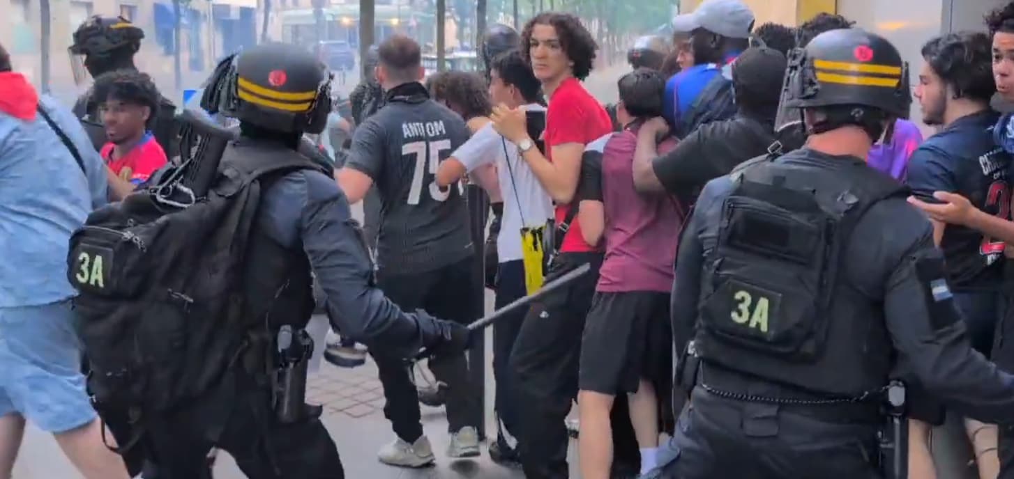 Scenes from the streets of Paris after PSG won. (screengrab from X) Scenes from the streets of Paris after PSG won. (screengrab from X)