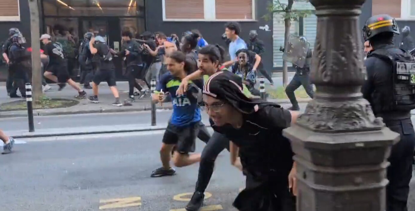 Chaos in Paris after PSG won. (Screengrab from X) Chaos in Paris after PSG won. (Screengrab from X)
