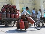 Since March 2026, the prices of commercial LPG cylinders have been changed five times. 